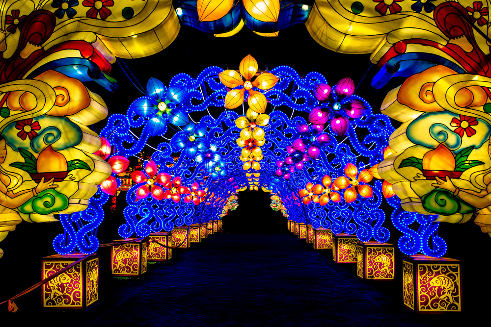 Web during the philadelphia chinese lantern festival, franklin square lights up the night. These Images Of Franklin Square's Chinese Lantern Festival Are Like