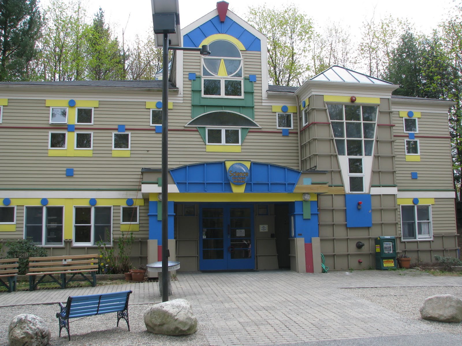 Web the museum is open: Sorting Through Life's Lessons Discovery Museums